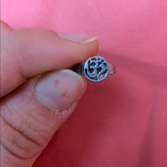 Sterling silver Om Ear Cuff - Picture 1 of 4